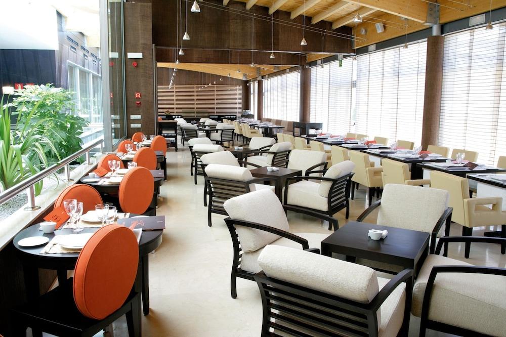 Nh Alcorcon Hotel Exterior photo