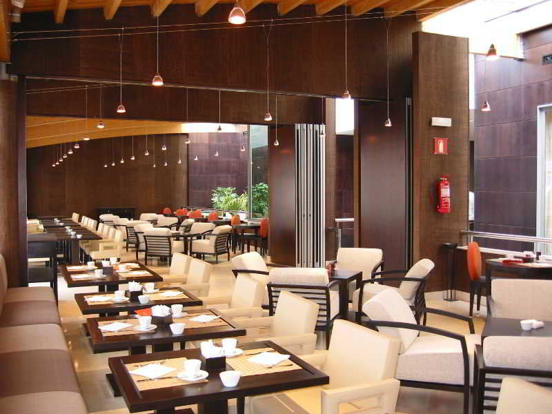 Nh Alcorcon Hotel Exterior photo
