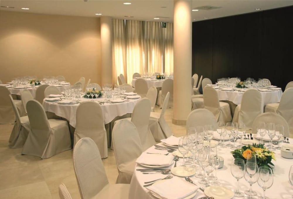 Nh Alcorcon Hotel Exterior photo